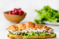 Συνταγή για Σάντουιτς με Σαλάτα Κοτόπουλο