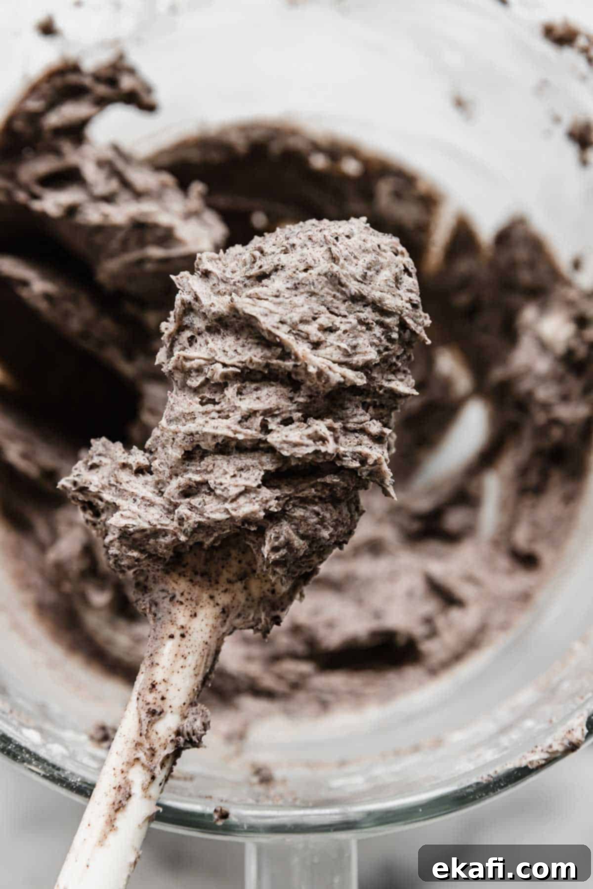 Oreo Γλάσο 5 Μια σπάτουλα με βουτυρόκρεμα Oreo.