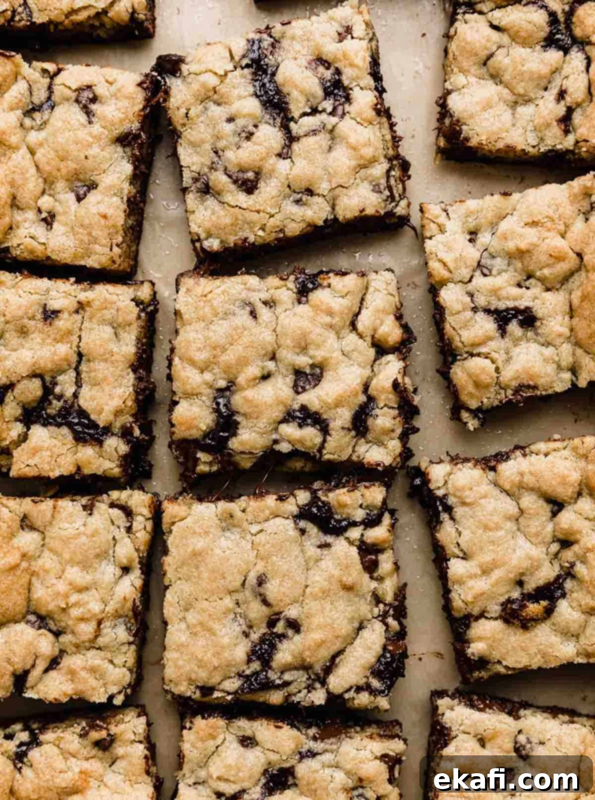 Μπρουκίς 5 Brookies κομμένα σε τετράγωνα γλυκά μπάρες.
