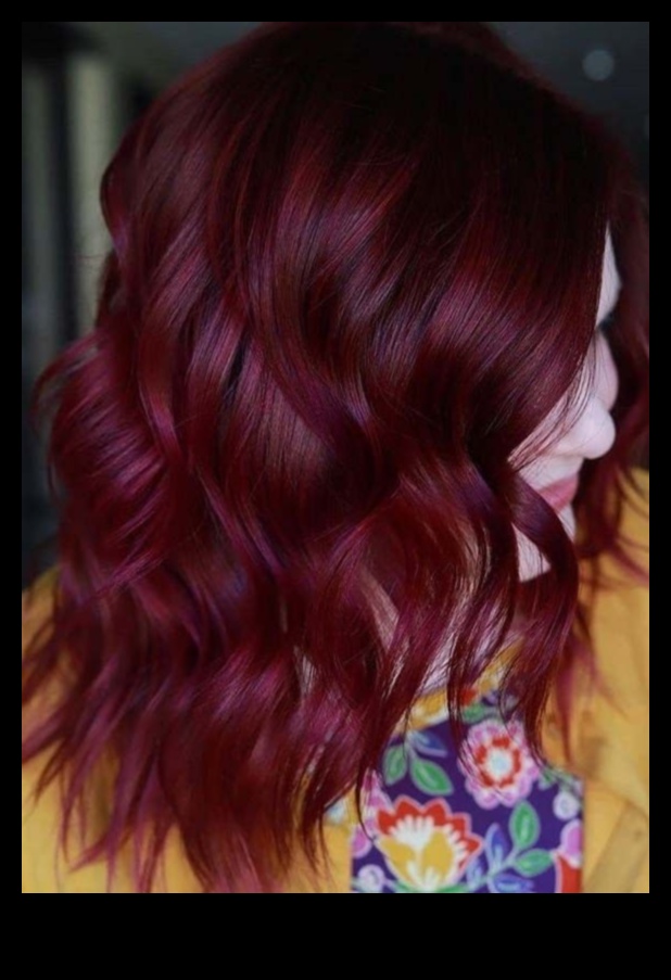 Red Velvet Dreams: Απολαυστικά χτενίσματα με κόκκινο και καστανόξανθο χρώμα για βελούδινη εμφάνιση