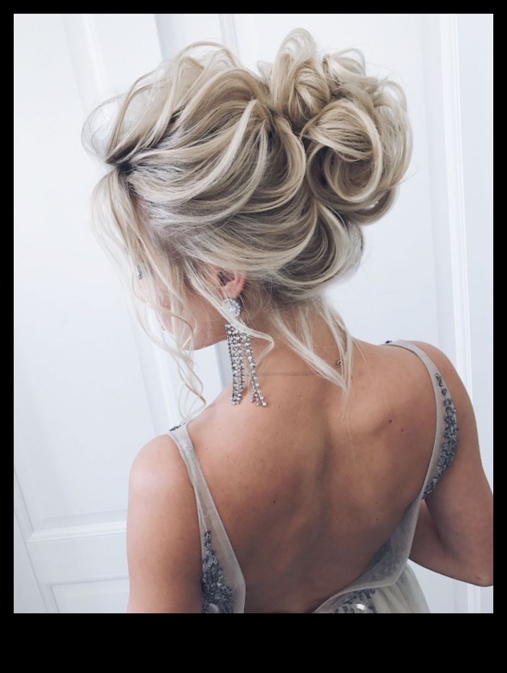 Tangled Up in Blonde: Mastering the Art of Messy Hairstyles