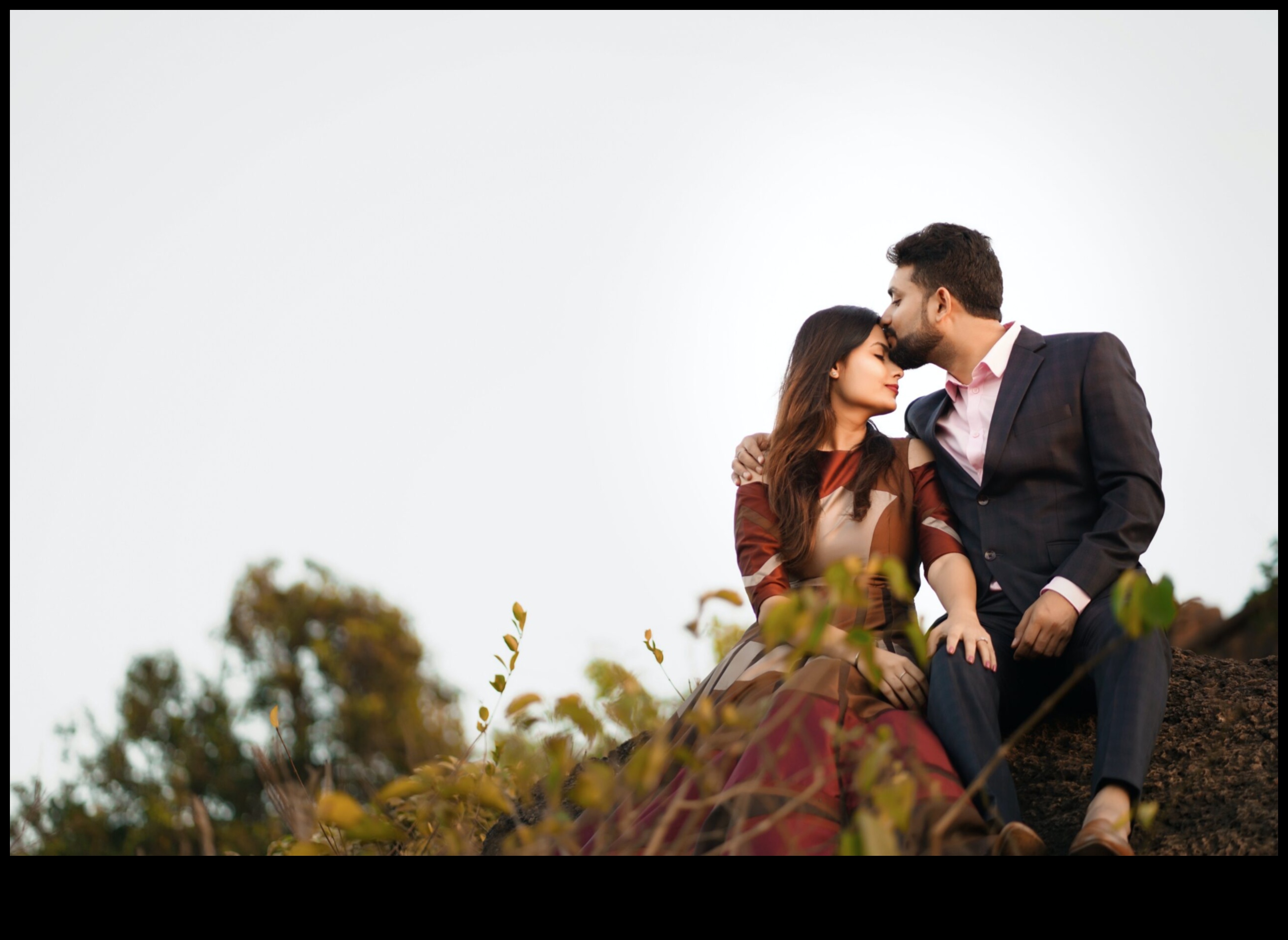 Present Love: The Art of Mindful Connection in Relationships