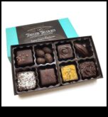 Timeless Treasures Κλασικά δώρα για τις διαχρονικές της γεύσεις