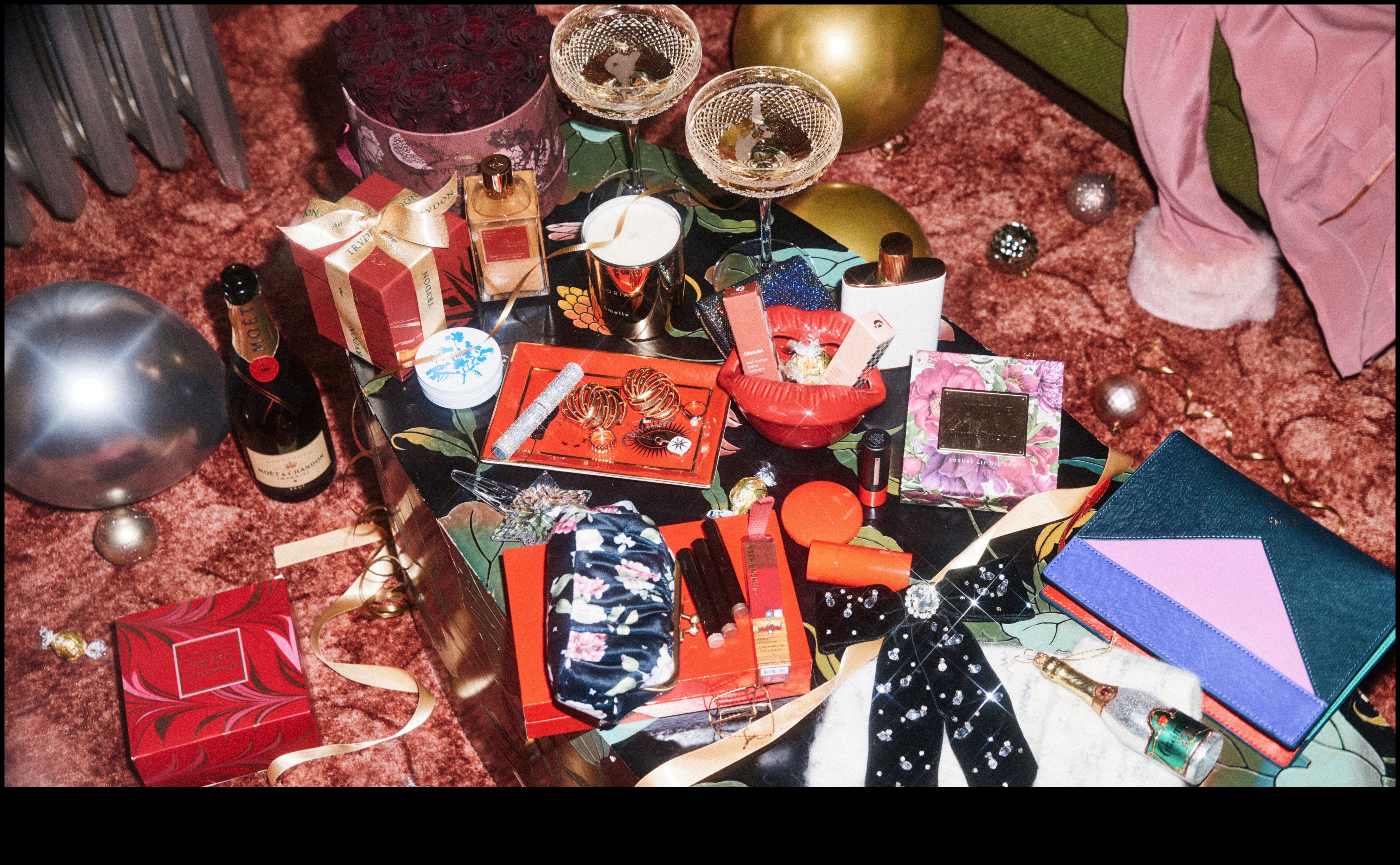 Exceptional Elegance: Special Gifts That Speak Volumes