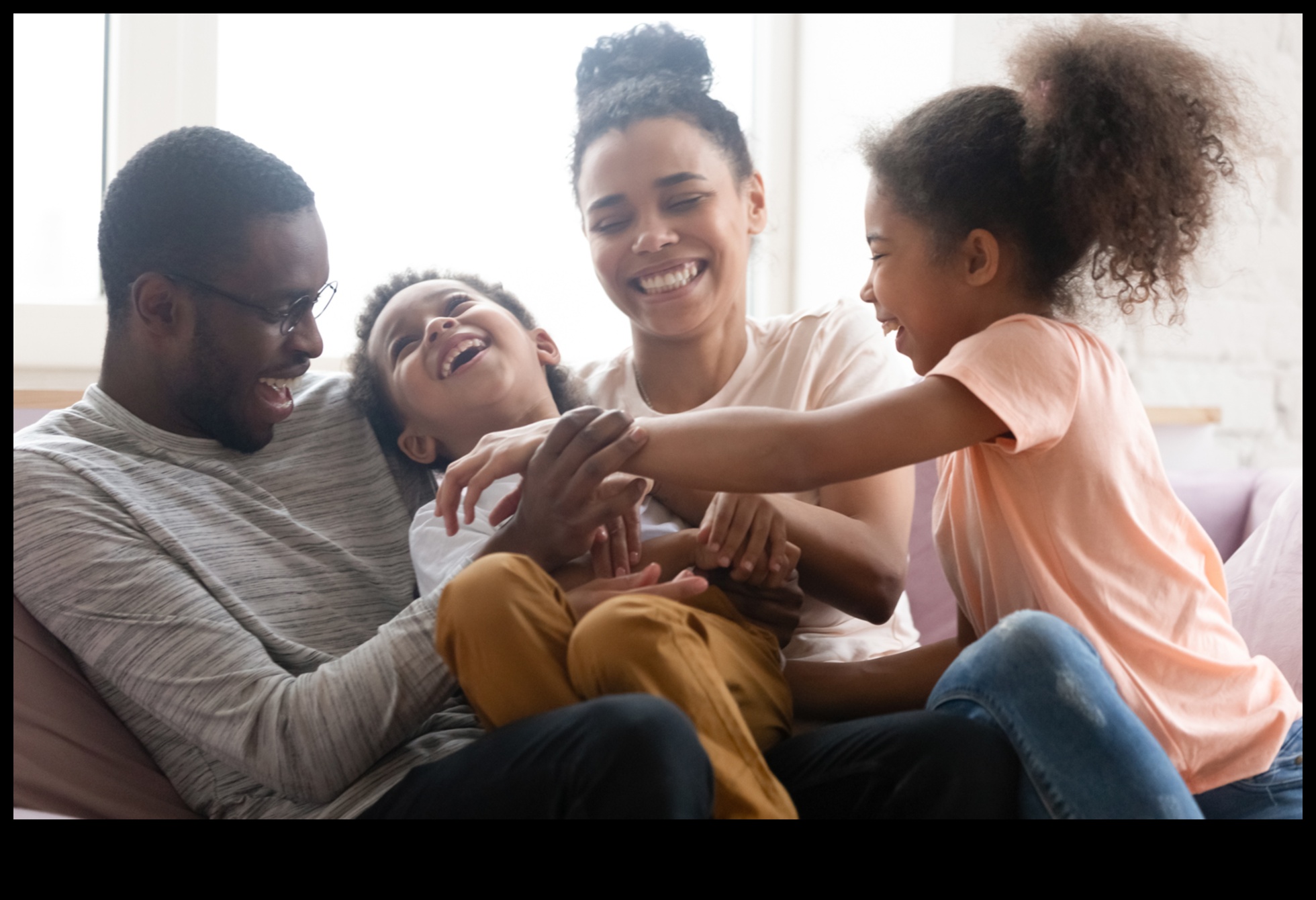 Παρόν γονέας, ακμάζον παιδί: ενσυνείδητη οικογενειακή ζωή