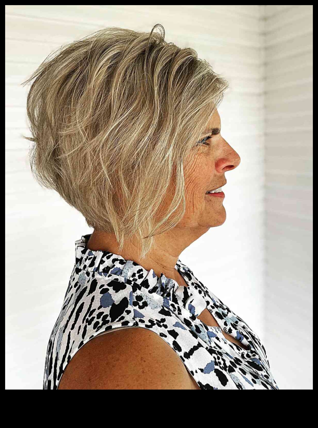 Καθημερινή κομψότητα: Κομψά και πρακτικά μεσαία χτενίσματα